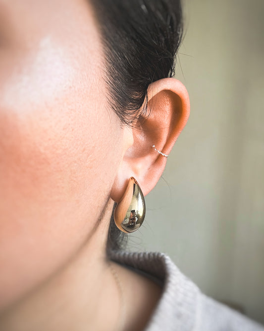 Ear Cuff de Plata Entrelazado Delgado