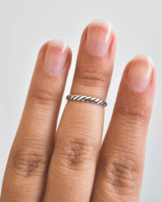 Midi Delgado con Línea Envejecida Plata 925