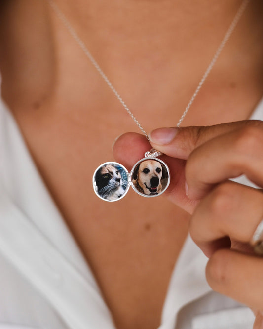 Relicario Luna en Plata 925 con Circones