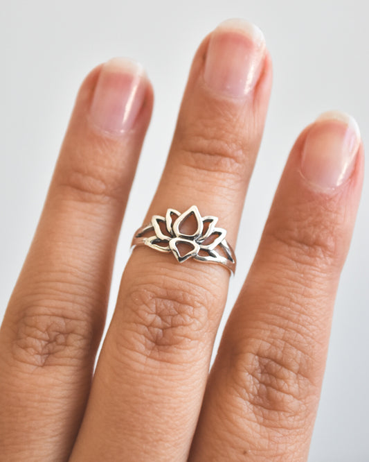 Midi Flor de Loto Plata 925