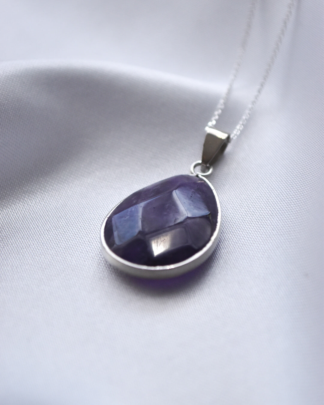 Collar de Amatista Natural Gota Facetada