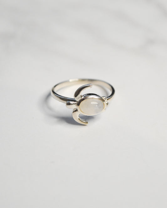 Anillo Tortuga con Piedra Luna Incrustada en Plata 925 Tailandesa