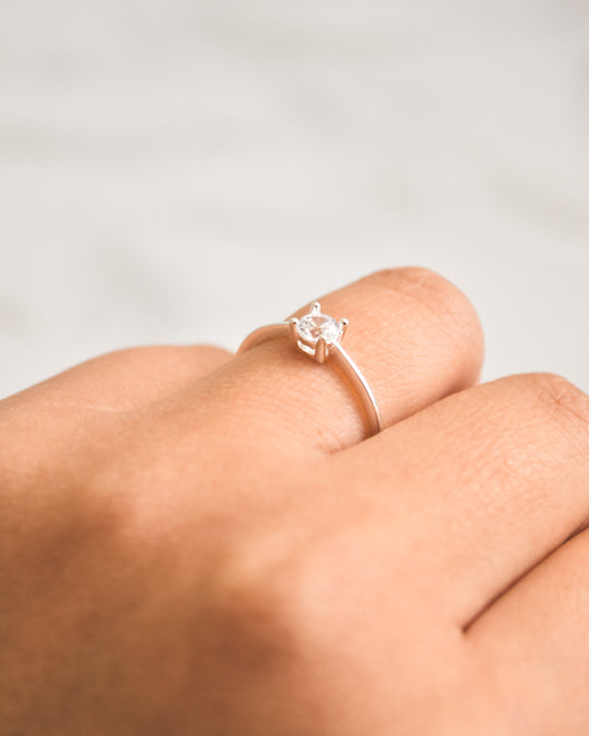 Anillo Solitario Brillante – Plata 925 tailandesa