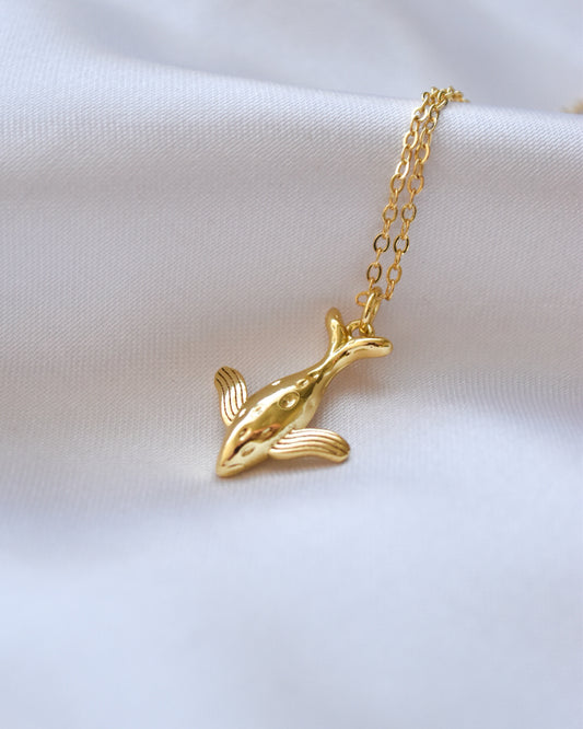 Collar Ballena Dorada