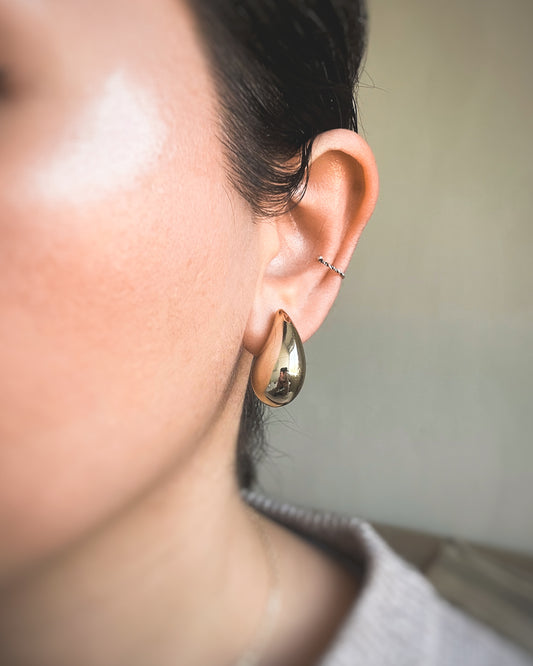 Ear Cuff de Plata Entrelazado Oxidado