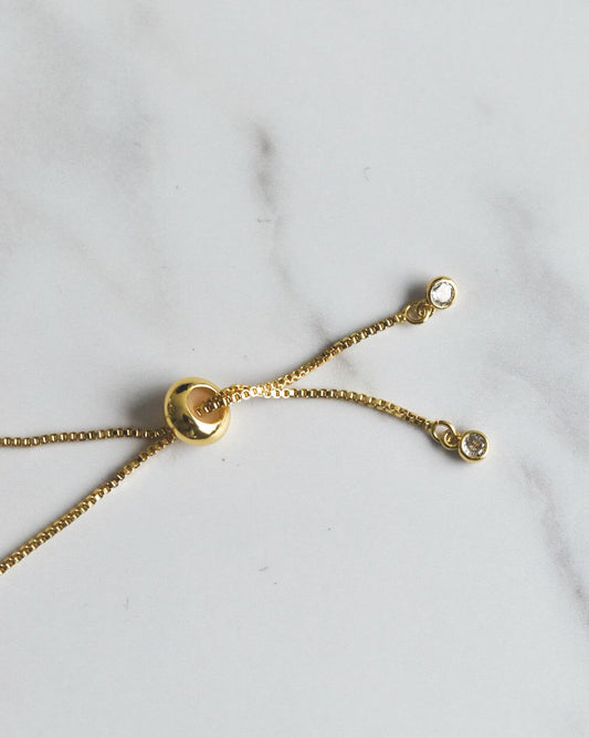 Pulsera MOM Bañada en Oro con Circones | Regalo Elegante Día de la Madre