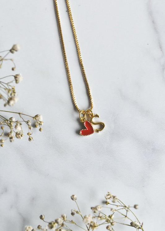 Collar Corazón Rojo con Letra S Bañado en Oro | Regalo Día de la Madre