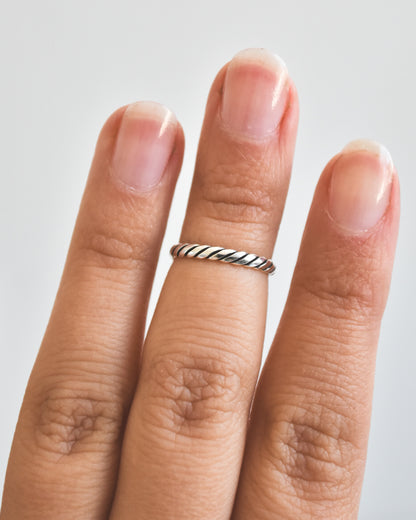 Midi Delgado con Línea Envejecida Plata 925