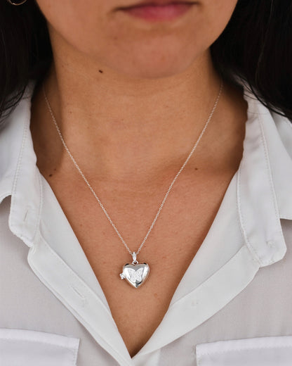 Relicario Corazón Mariposa en Plata 925 con Circones