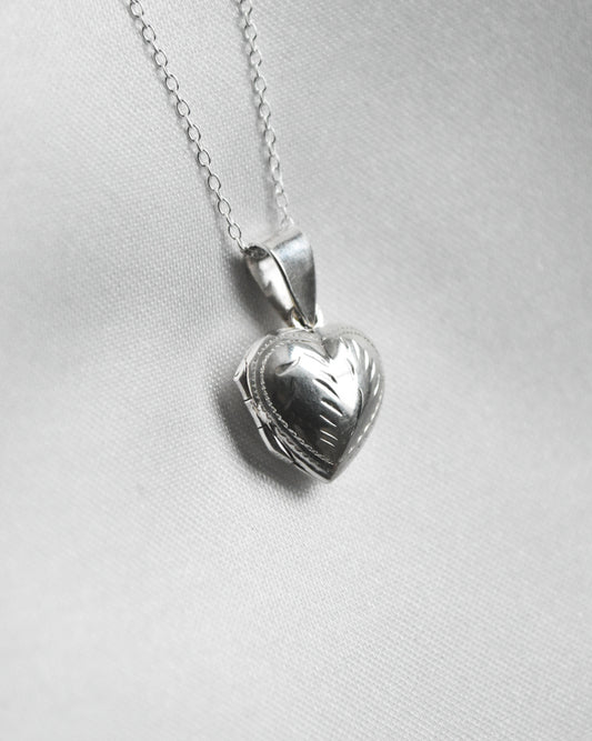 Corazón Silvestre – Mini Relicario de Plata 925