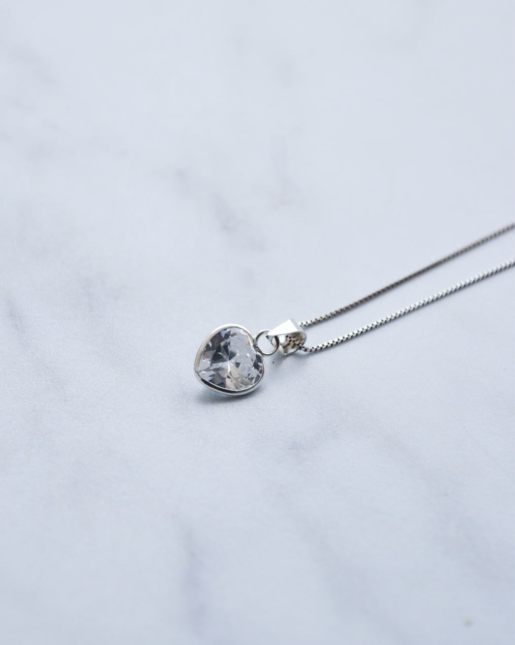 Collar Corazón de Luz