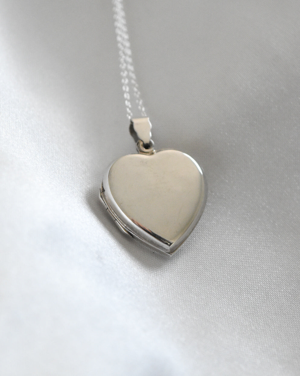 Relicario de corazón “Siempre en mi corazón” en Plata 925