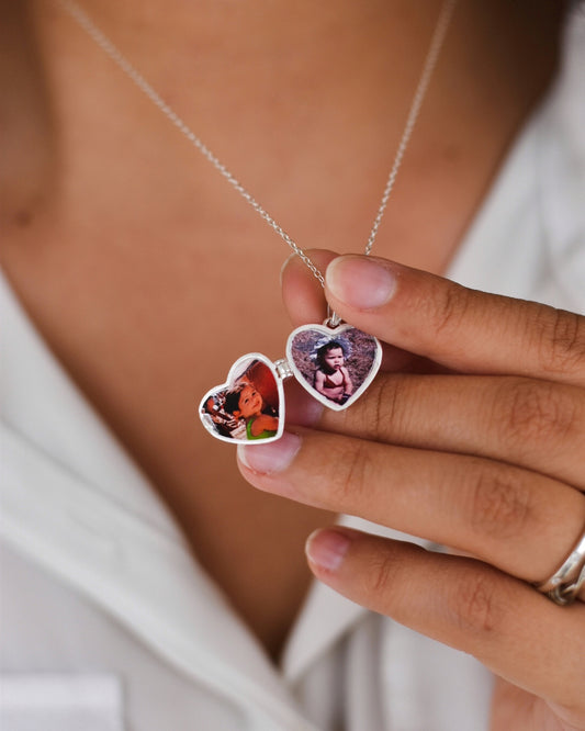 Relicario Corazón Mariposa en Plata 925 con Circones