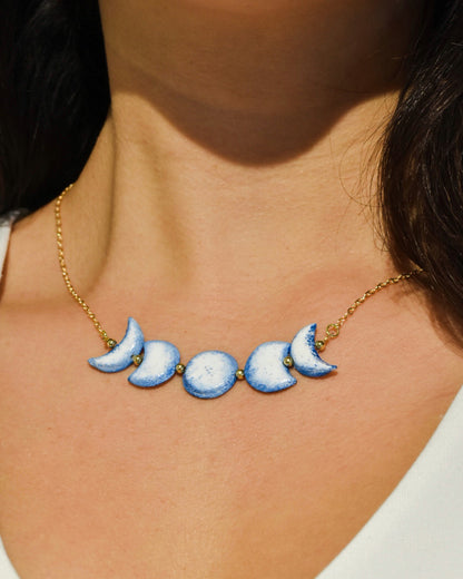 Collar Fases Lunares – Cerámica Artesanal y Baño de Oro