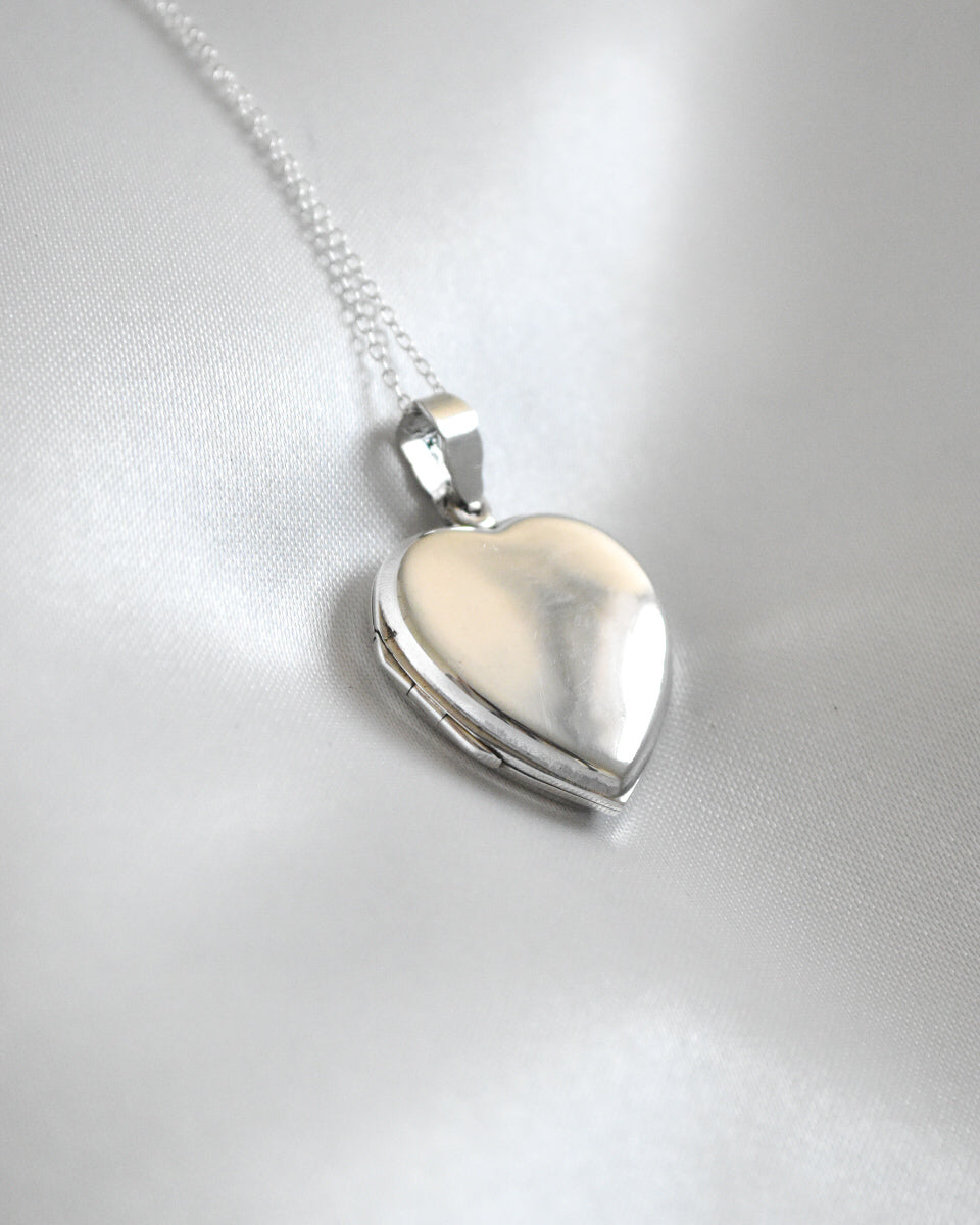 Relicario de corazón “Siempre en mi corazón” en Plata 925