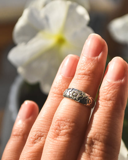 Midi Plata 925 con Diseño de Margaritas Grabadas