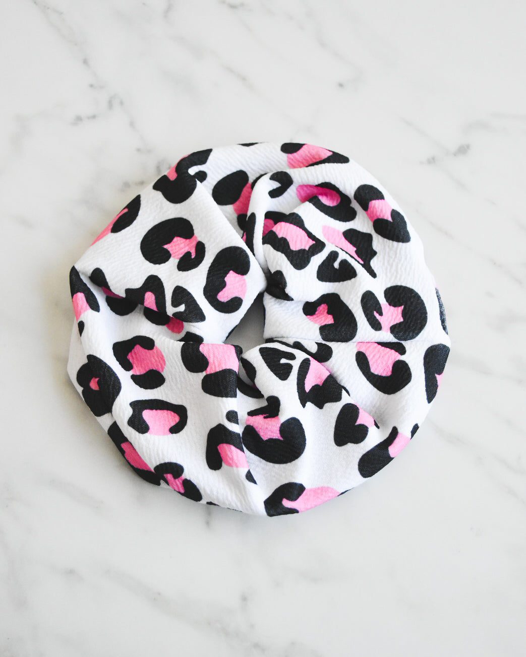 Scrunchie Animal Print Leopardo – Hecho a mano