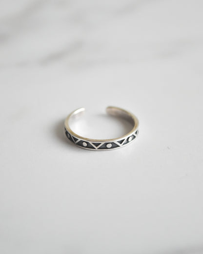 Midi tribal geométrico – Plata 925 tailandesa