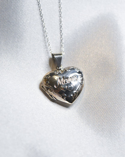 Relicario “Mom” en plata 925