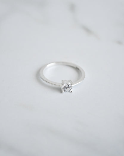 Anillo Solitario Brillante – Plata 925 tailandesa