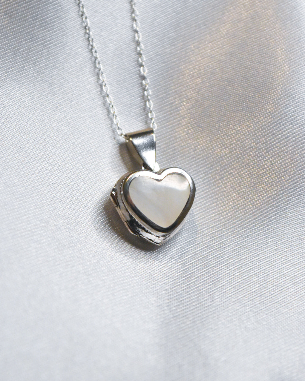 Relicario “Siempre en Mi Corazón” de Nácar en Plata 925