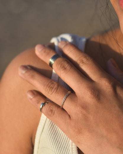 Anillo Plata 925 Tailandesa con Diseño Trenzado