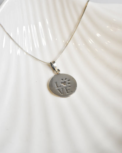 Collar Love con Patita Plata 925