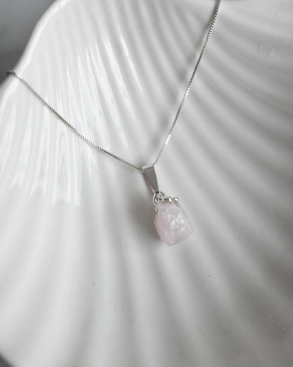 Collar de plata 925 con colgante de cuarzo rosa