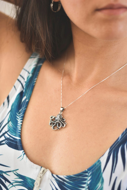 Collar Pulpo Plata 925 Envejecida