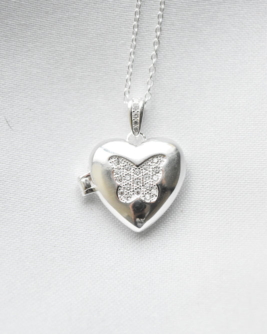 Relicario Corazón Mariposa en Plata 925 con Circones