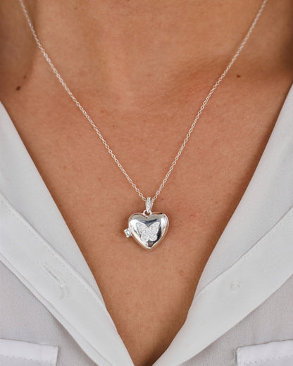 Relicario Corazón Mariposa en Plata 925 con Circones