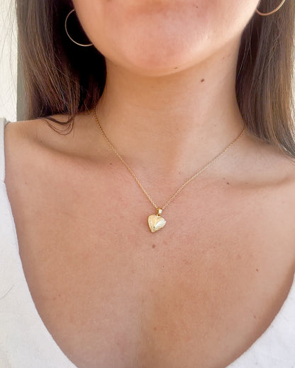 Mini Relicario Corazón Ornamental Bañado en Oro