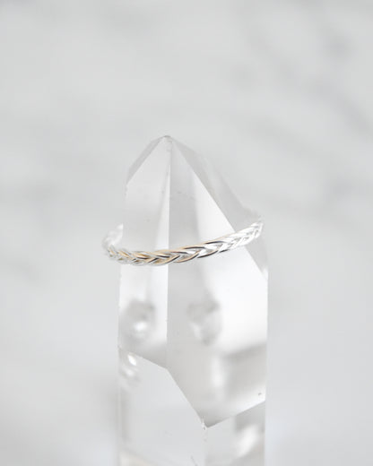 Anillo Plata 925 Tailandesa con Diseño Trenzado