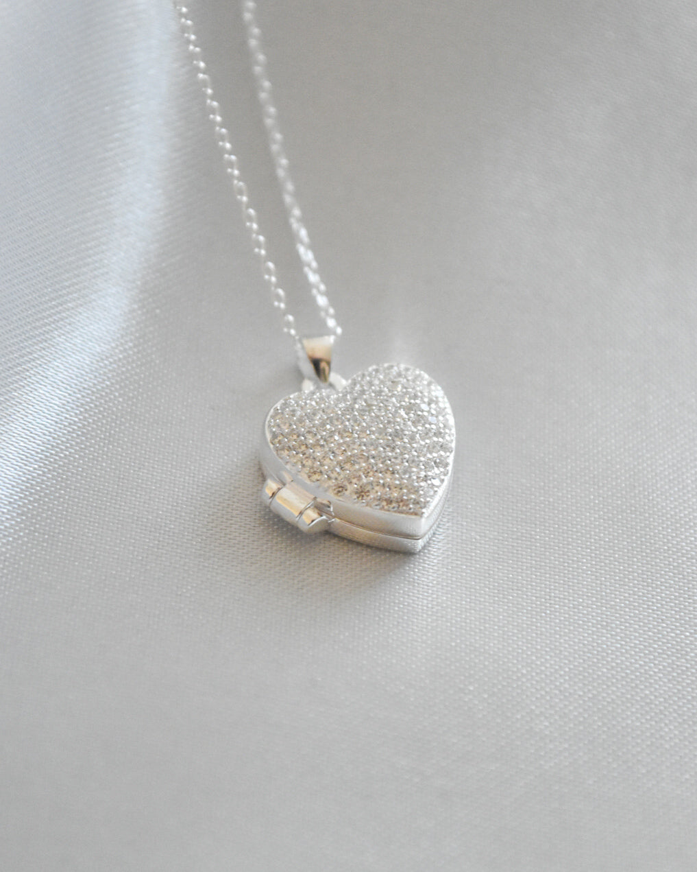Relicario Corazón de Plata 925 con Circones